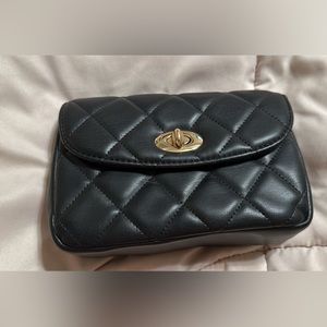 Forever 21 Belt Bag | Quilted | Black Medium Size
